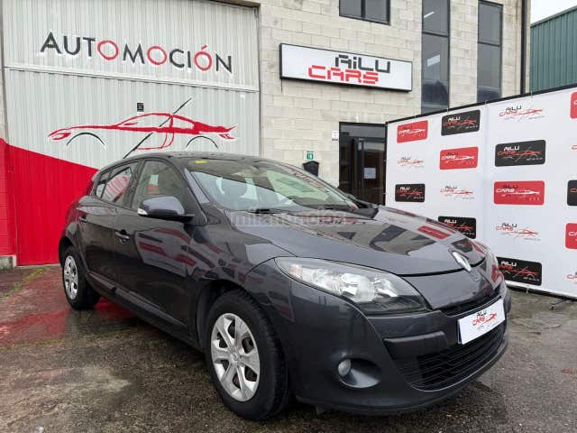 RENAULT Megane Dynamique dCi 105 eco2