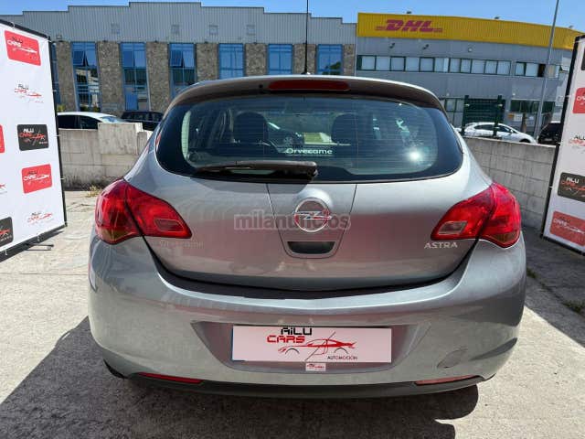 OPEL Astra 1.7 CDTi 130 CV Excellence - Imagen 4