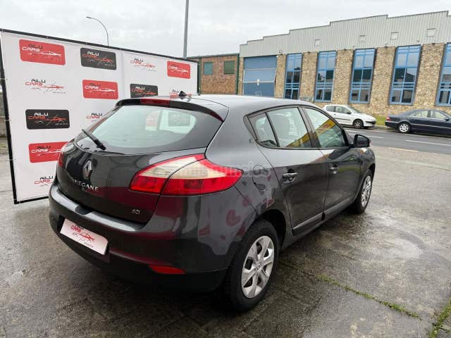 RENAULT Megane Dynamique dCi 105 eco2 - Imagen 8