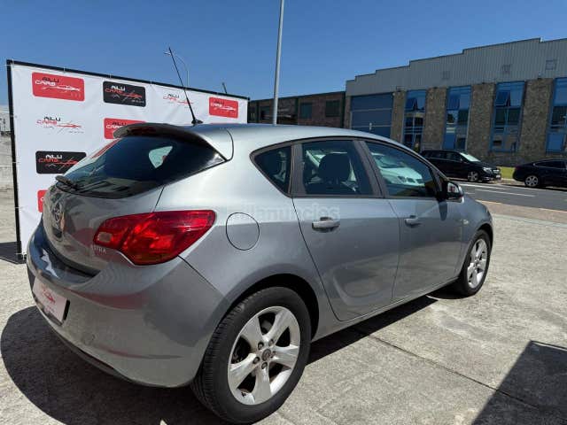 OPEL Astra 1.7 CDTi 130 CV Excellence - Imagen 9